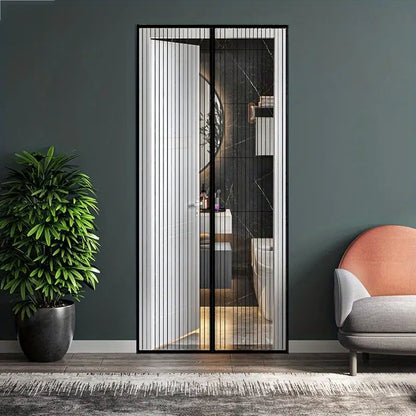 Fly-Blocking Magnetic Screen Door