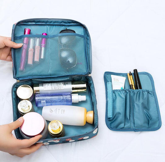Portable Travel Cosmetic Toiletry Hanging Bag