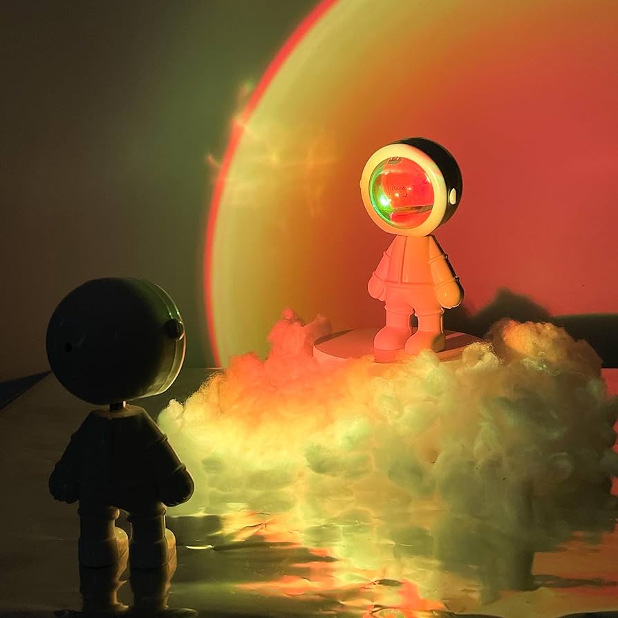 360° Rotation Astronaut Sunset Lamp (Rechargeable)